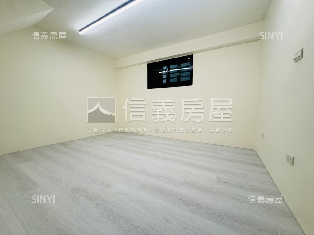 新市˙稀有整新透天房屋室內格局與周邊環境