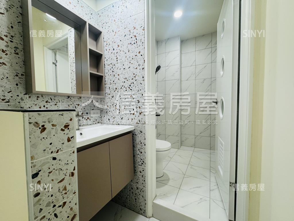 新市˙稀有整新透天房屋室內格局與周邊環境