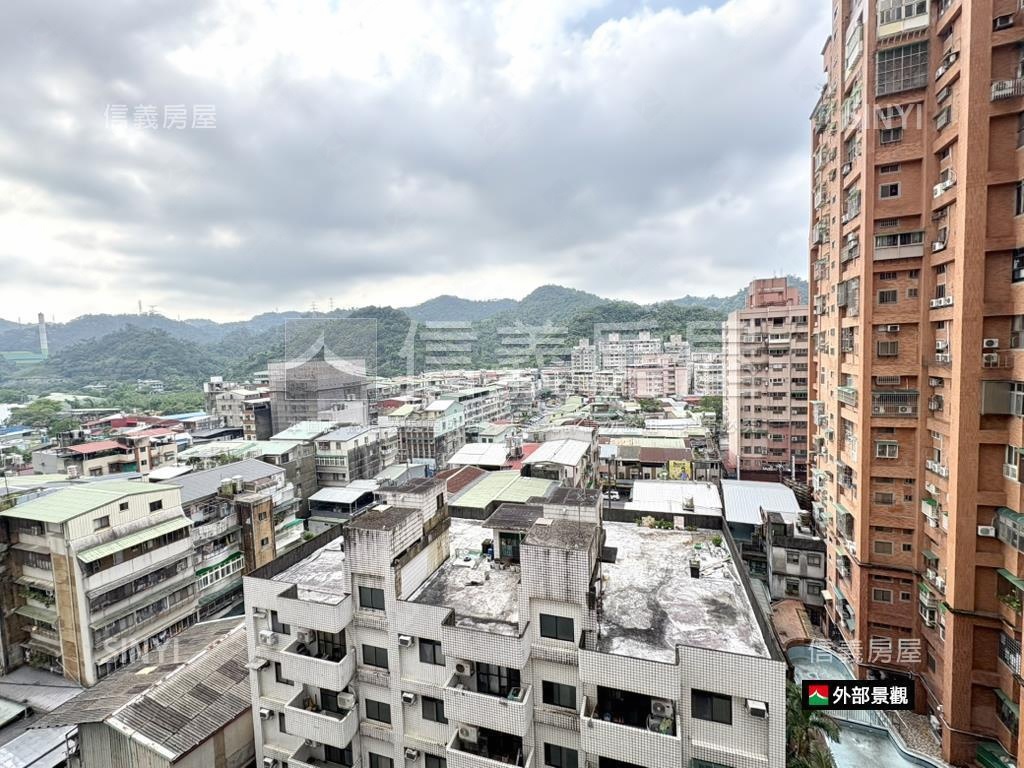 新店鮮境兩房雙衛浴附車位房屋室內格局與周邊環境