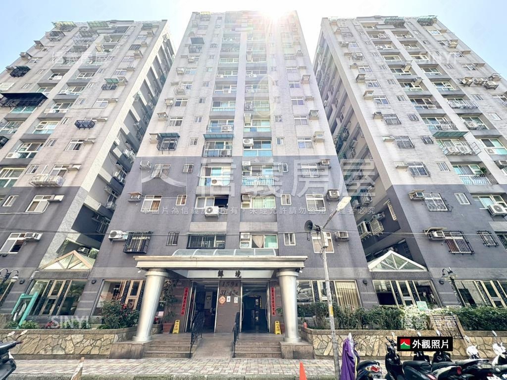 新店鮮境兩房雙衛浴附車位房屋室內格局與周邊環境