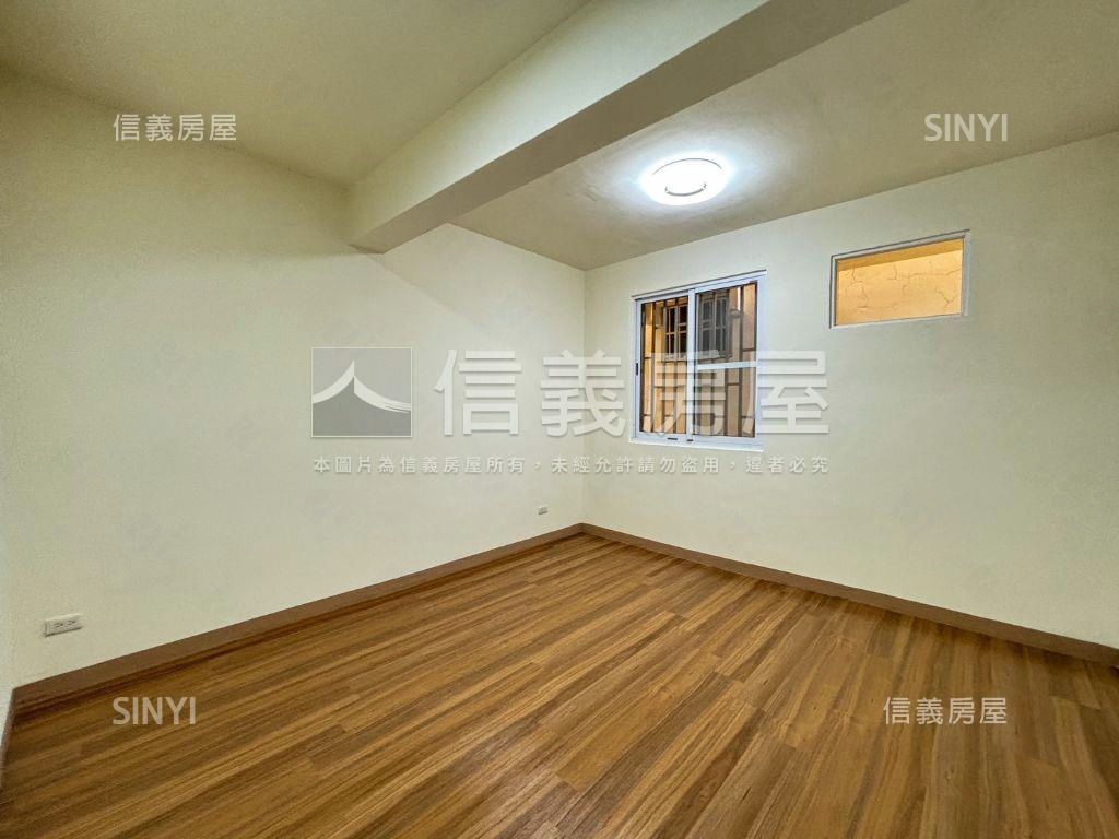 仁雄正路商圈收租透店房屋室內格局與周邊環境