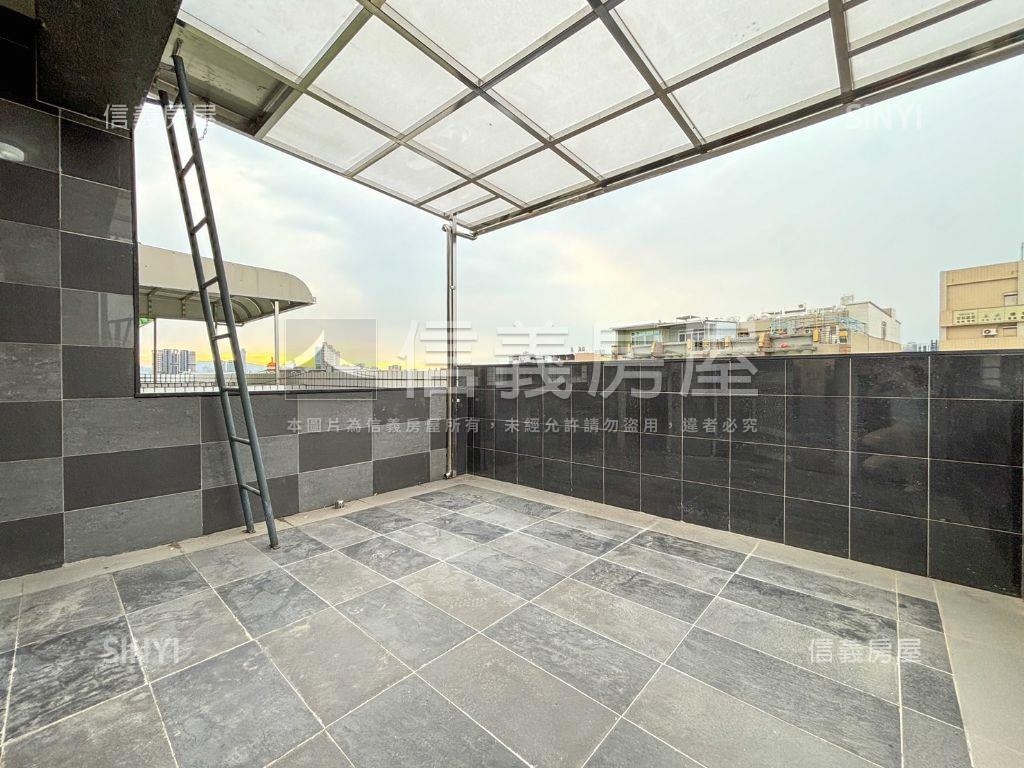 仁雄正路商圈收租透店房屋室內格局與周邊環境