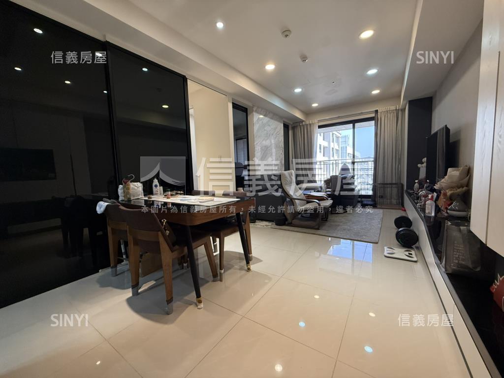 【時代菁英】精裝三房平車房屋室內格局與周邊環境