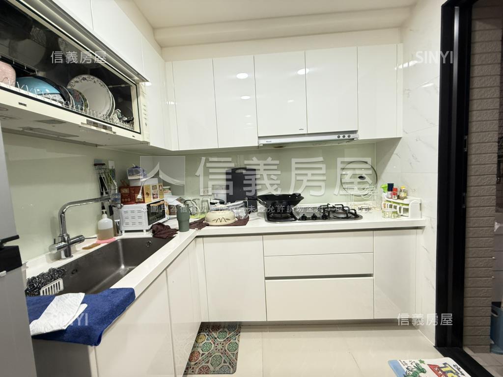 【時代菁英】精裝三房平車房屋室內格局與周邊環境