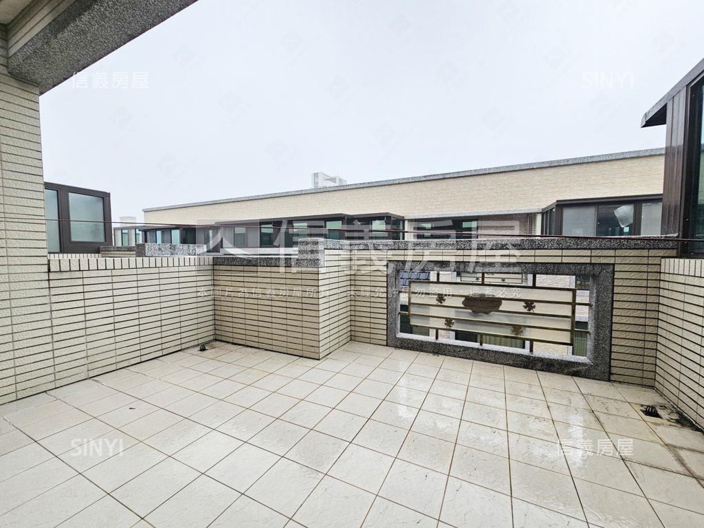 楊梅．佳龍傳城．電梯美墅房屋室內格局與周邊環境