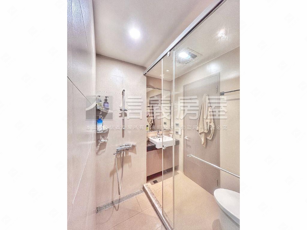 吉泰美高樓面頭前路美屋Ｃ房屋室內格局與周邊環境