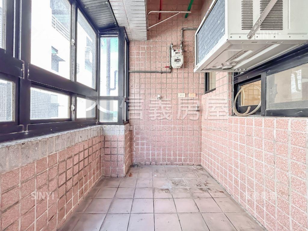 宏國大鎮前棟遠景３房房屋室內格局與周邊環境