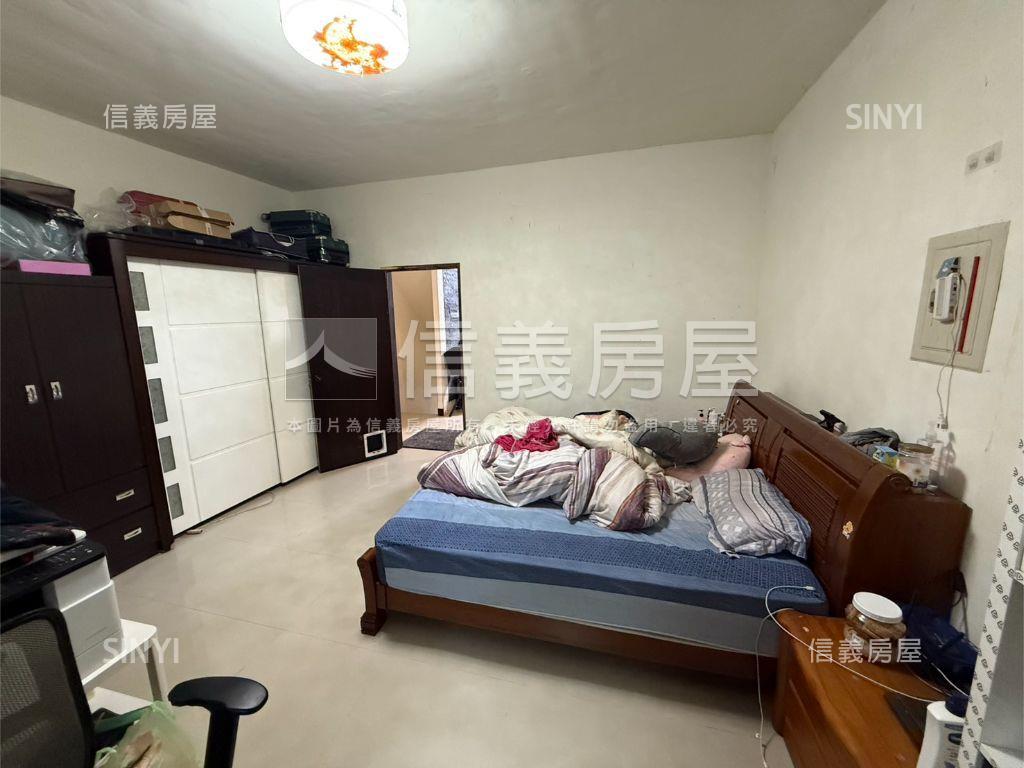 龍岡人文典藏透天房屋室內格局與周邊環境