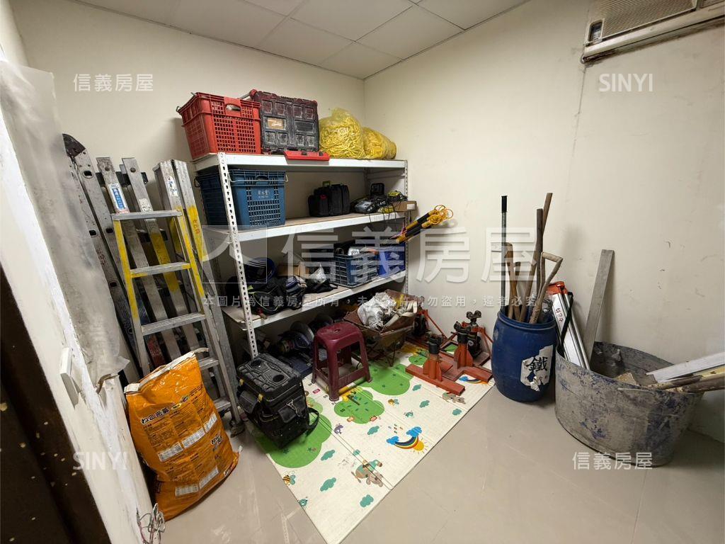 龍岡人文典藏透天房屋室內格局與周邊環境