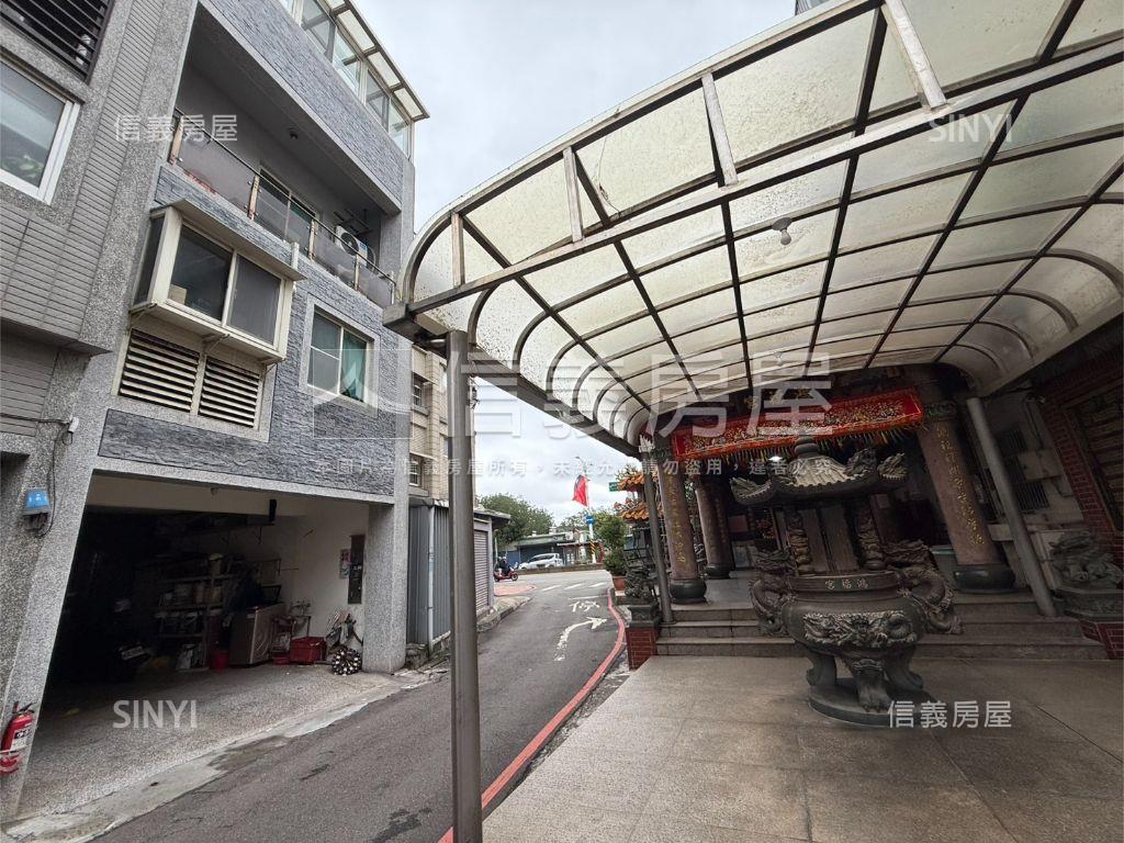 龍岡人文典藏透天房屋室內格局與周邊環境