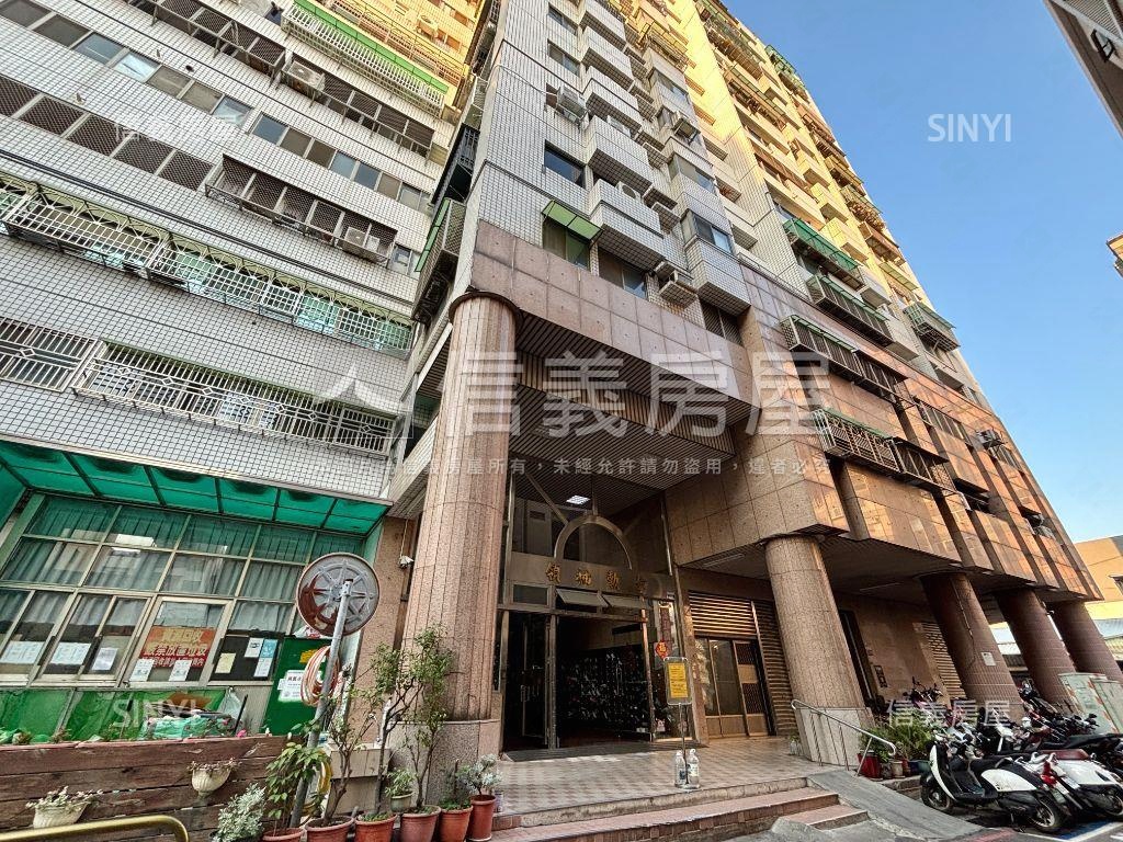 專任領袖勳章三房平車房屋室內格局與周邊環境