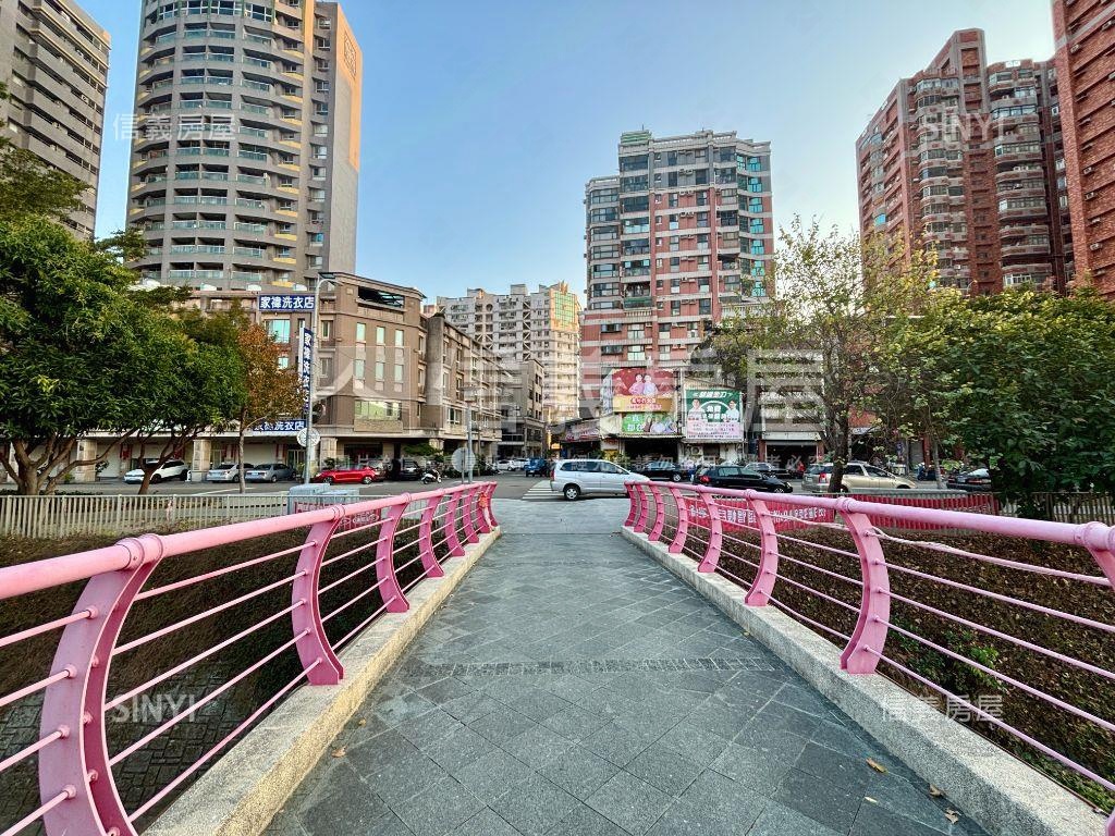 專任領袖勳章三房平車房屋室內格局與周邊環境