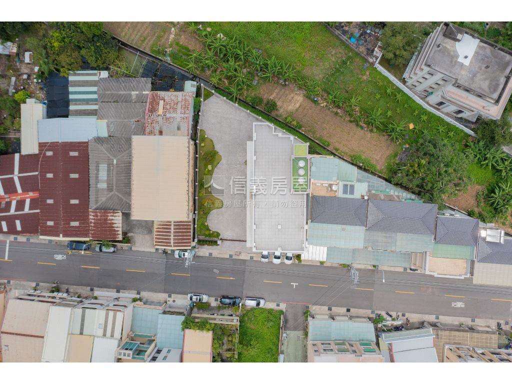 近國道４號企業總部房屋室內格局與周邊環境