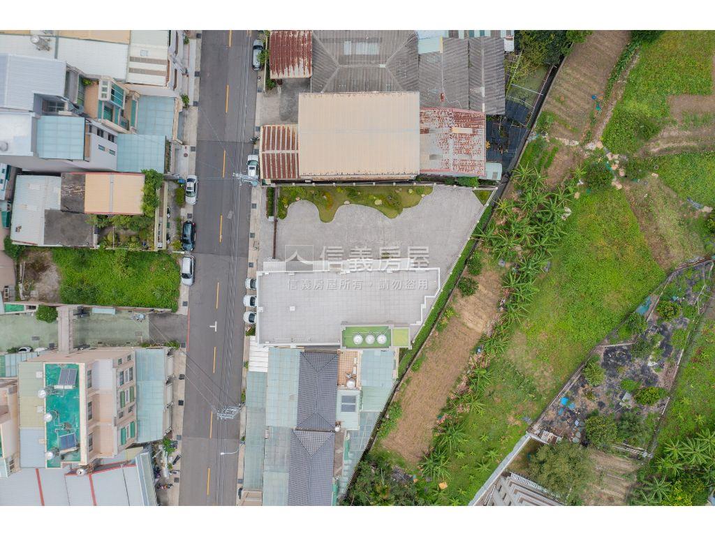 近國道４號企業總部房屋室內格局與周邊環境