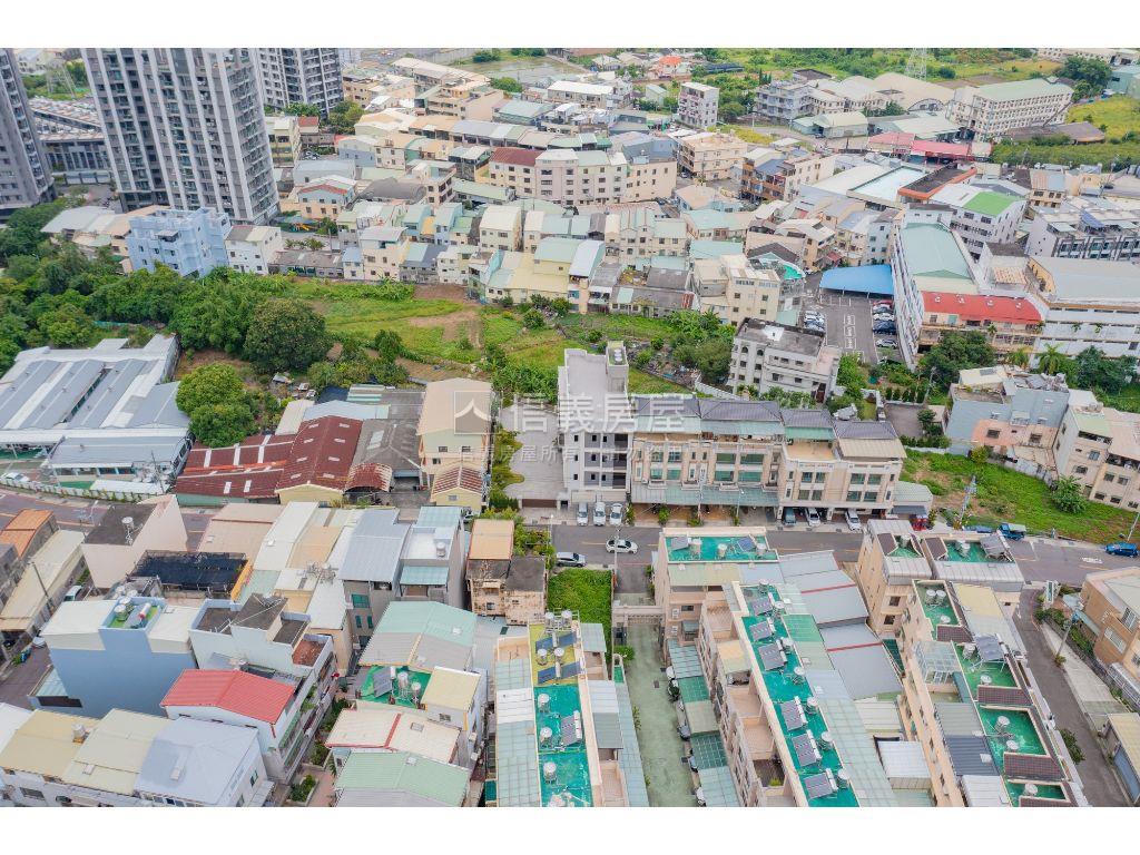 近國道４號企業總部房屋室內格局與周邊環境