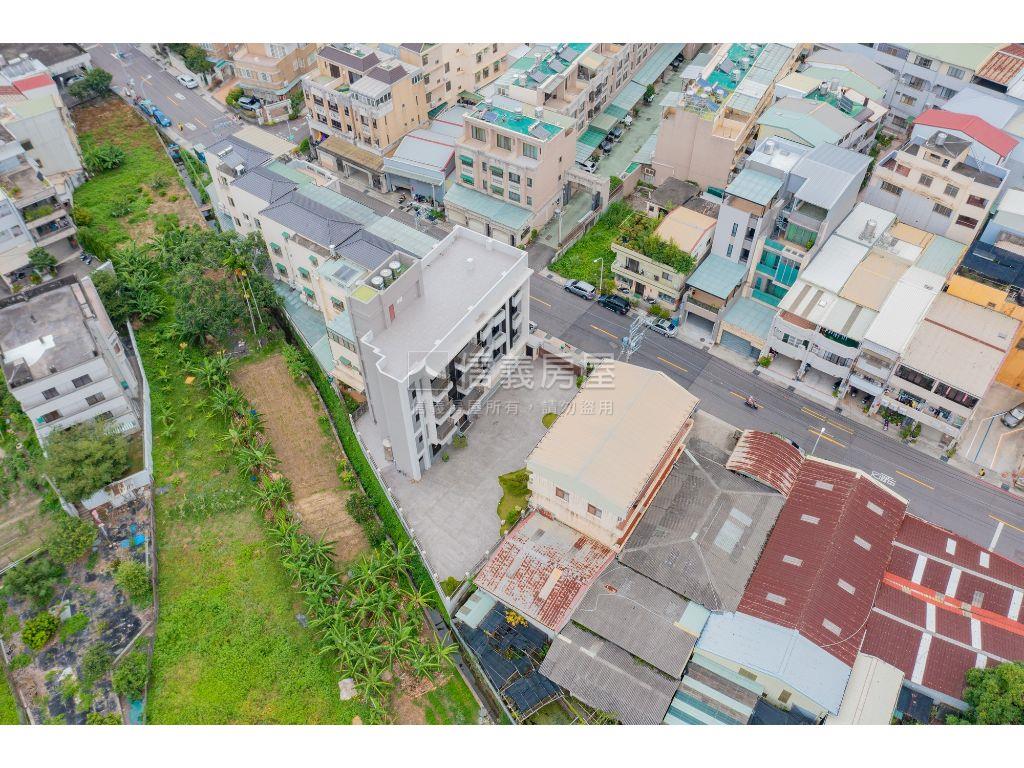 近國道４號企業總部房屋室內格局與周邊環境