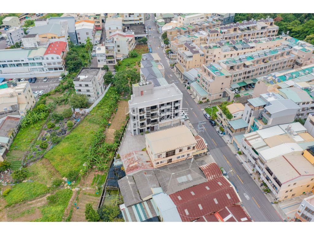 近國道４號企業總部房屋室內格局與周邊環境