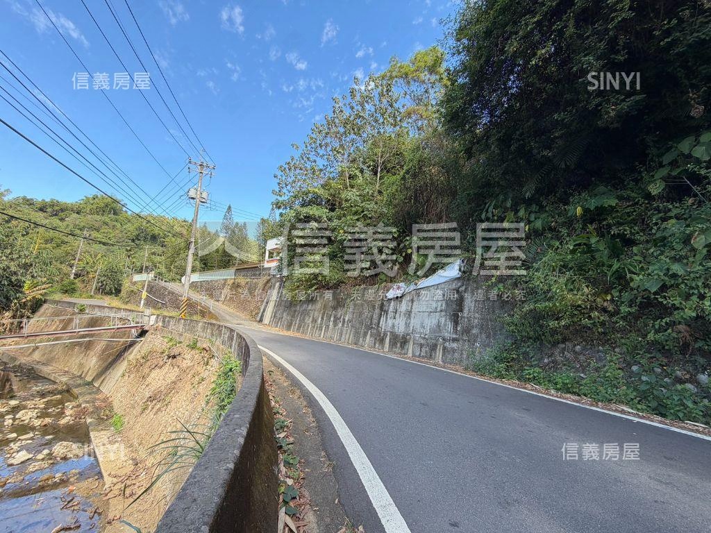 近景觀餐廳土地房屋室內格局與周邊環境