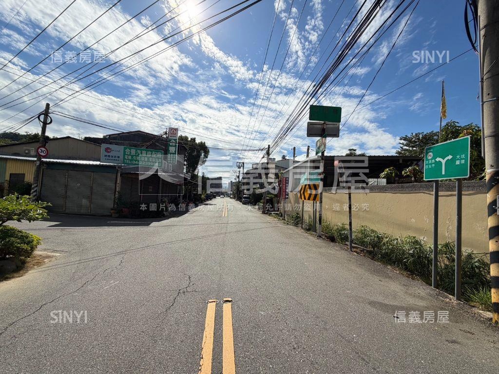 近景觀餐廳土地房屋室內格局與周邊環境