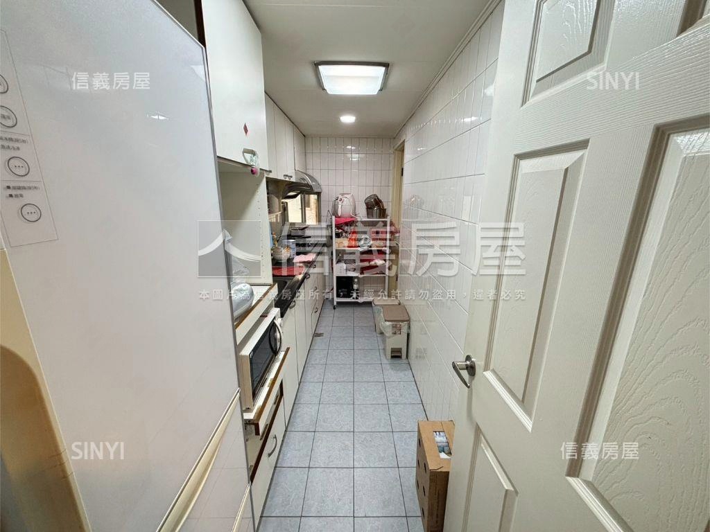 低總價春日路大空間三房房屋室內格局與周邊環境