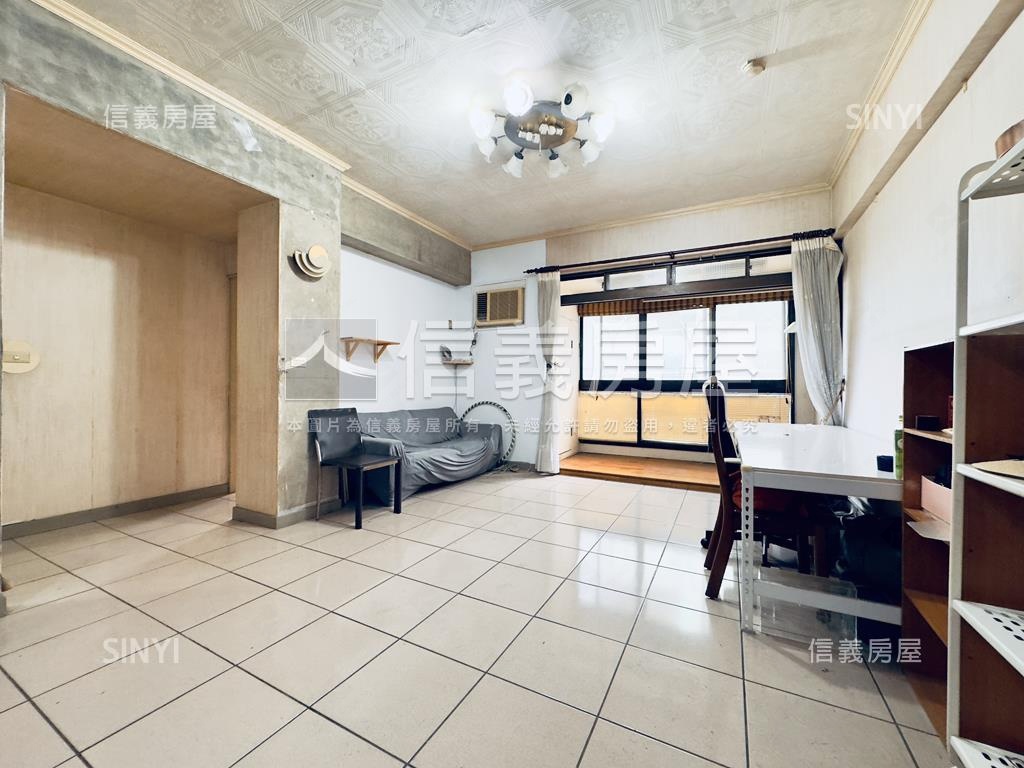 捷運萬大明德電梯三房美宅房屋室內格局與周邊環境