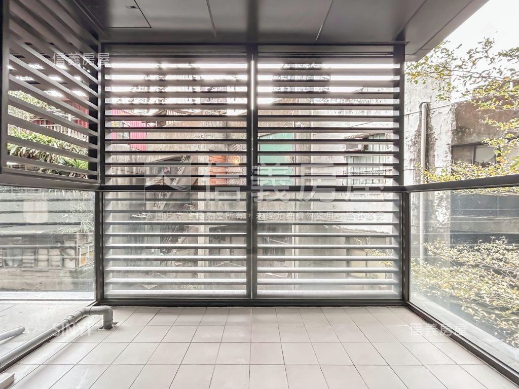 紐約花園美麗大三房房屋室內格局與周邊環境