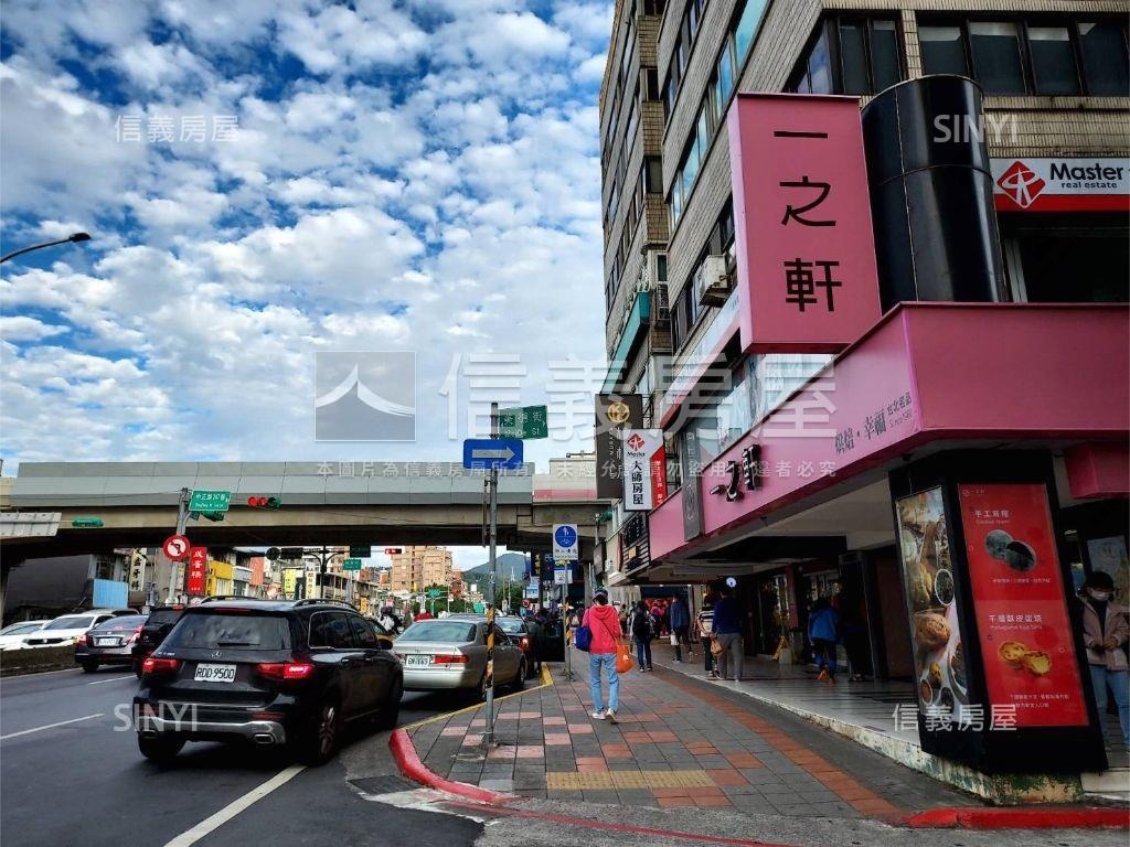 士林竣Ａ２＿五樓３房車位房屋室內格局與周邊環境