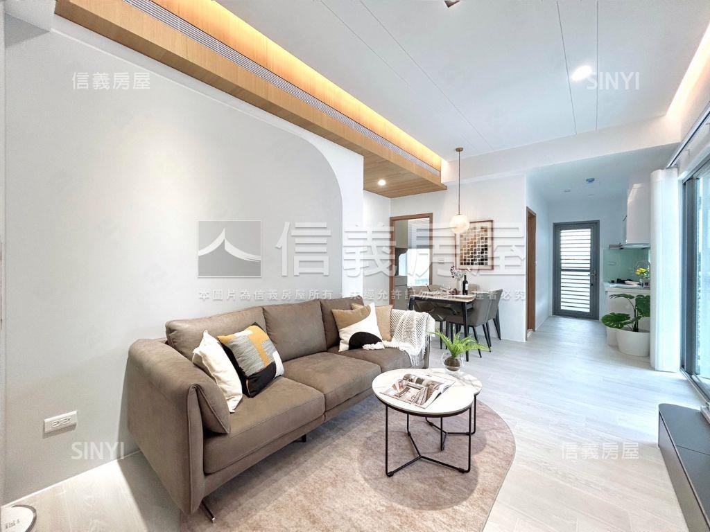 雲峰２Ｃ三房裝潢美屋房屋室內格局與周邊環境