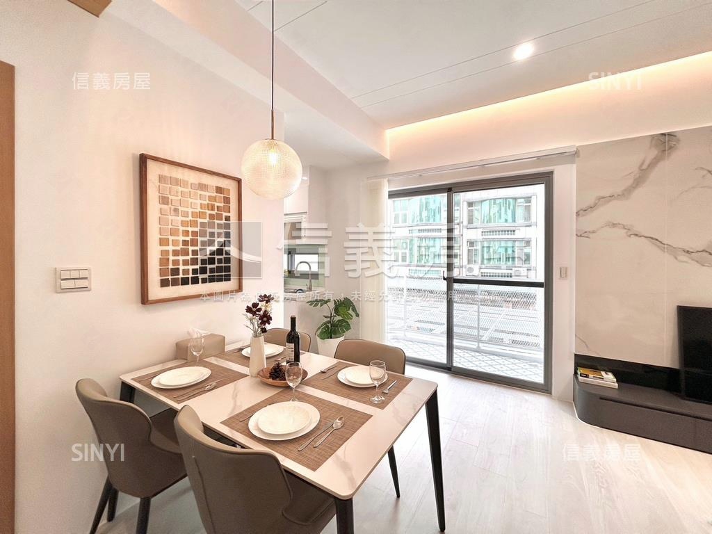 雲峰２Ｃ三房裝潢美屋房屋室內格局與周邊環境