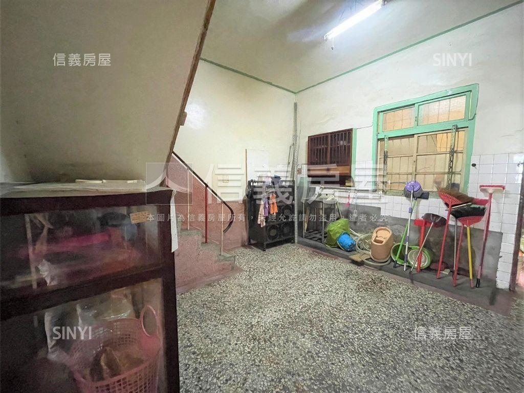 安和路吃市店住房屋室內格局與周邊環境