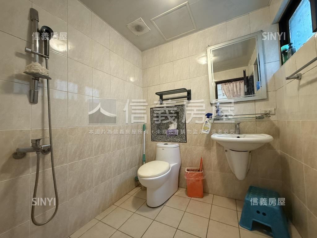 新屋震後大面寬四房美墅房屋室內格局與周邊環境