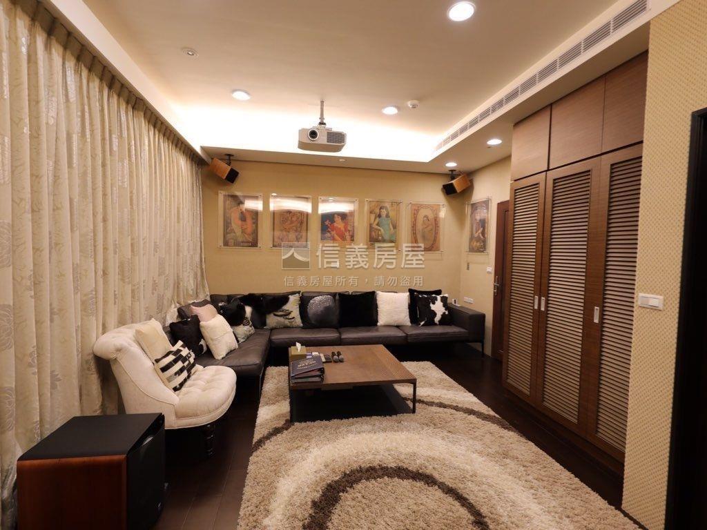 劍潭電梯可辦公房屋室內格局與周邊環境