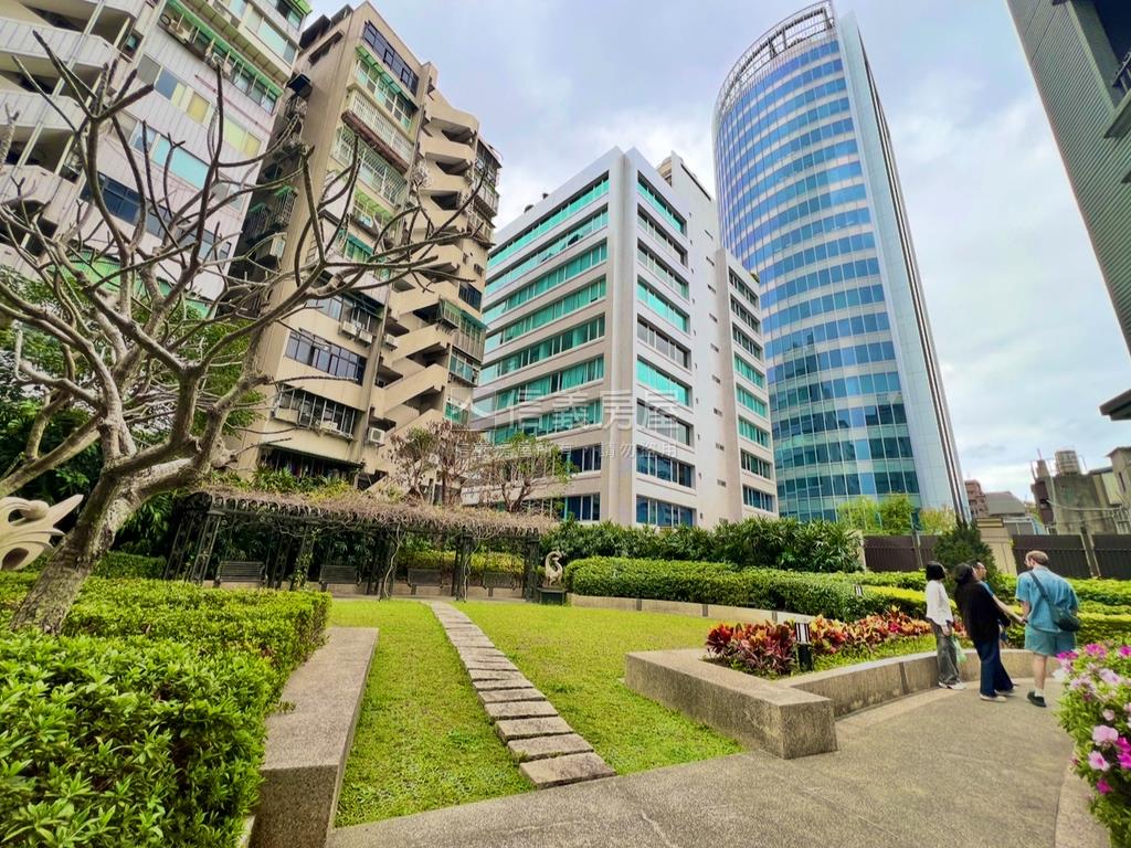 劍潭電梯可辦公房屋室內格局與周邊環境
