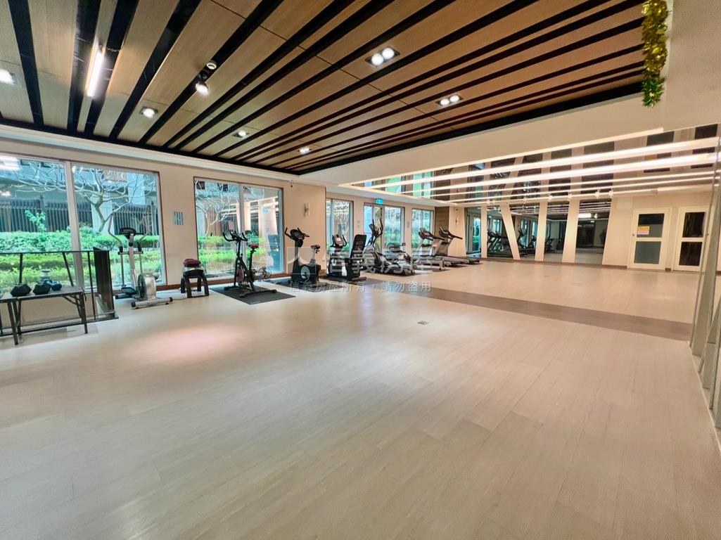 劍潭電梯可辦公房屋室內格局與周邊環境