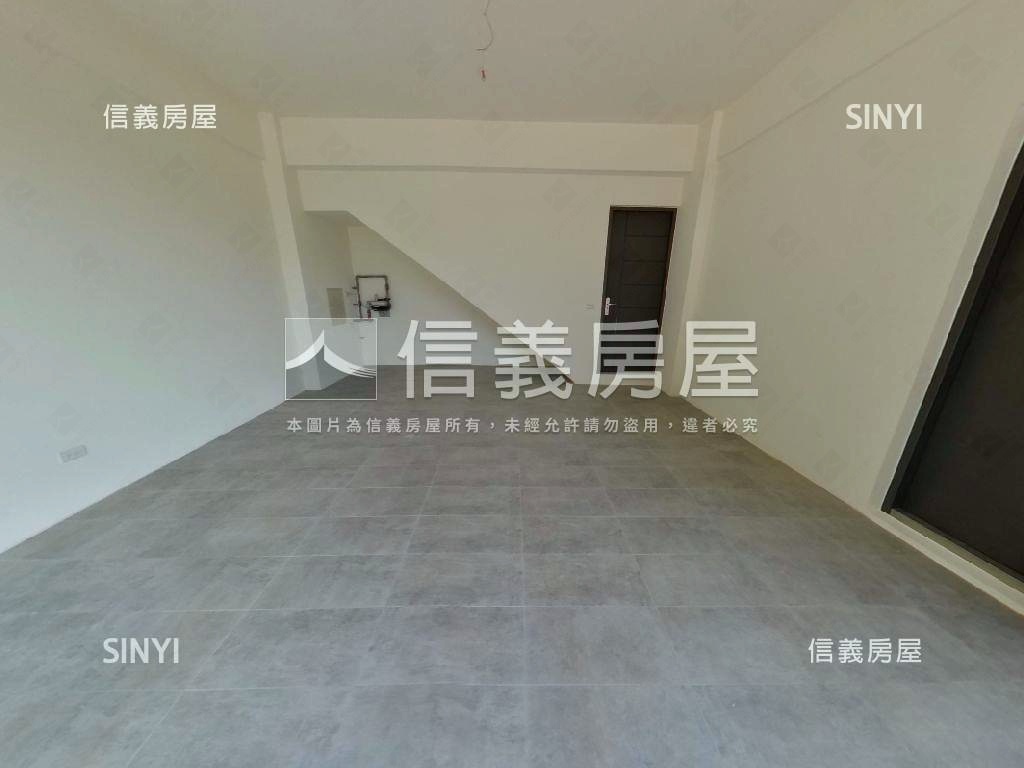有謙家園邊間庭院大戶房屋室內格局與周邊環境