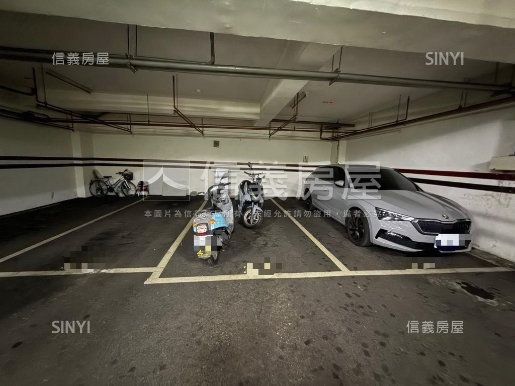 城市凰家三房附Ｂ１平車位房屋室內格局與周邊環境