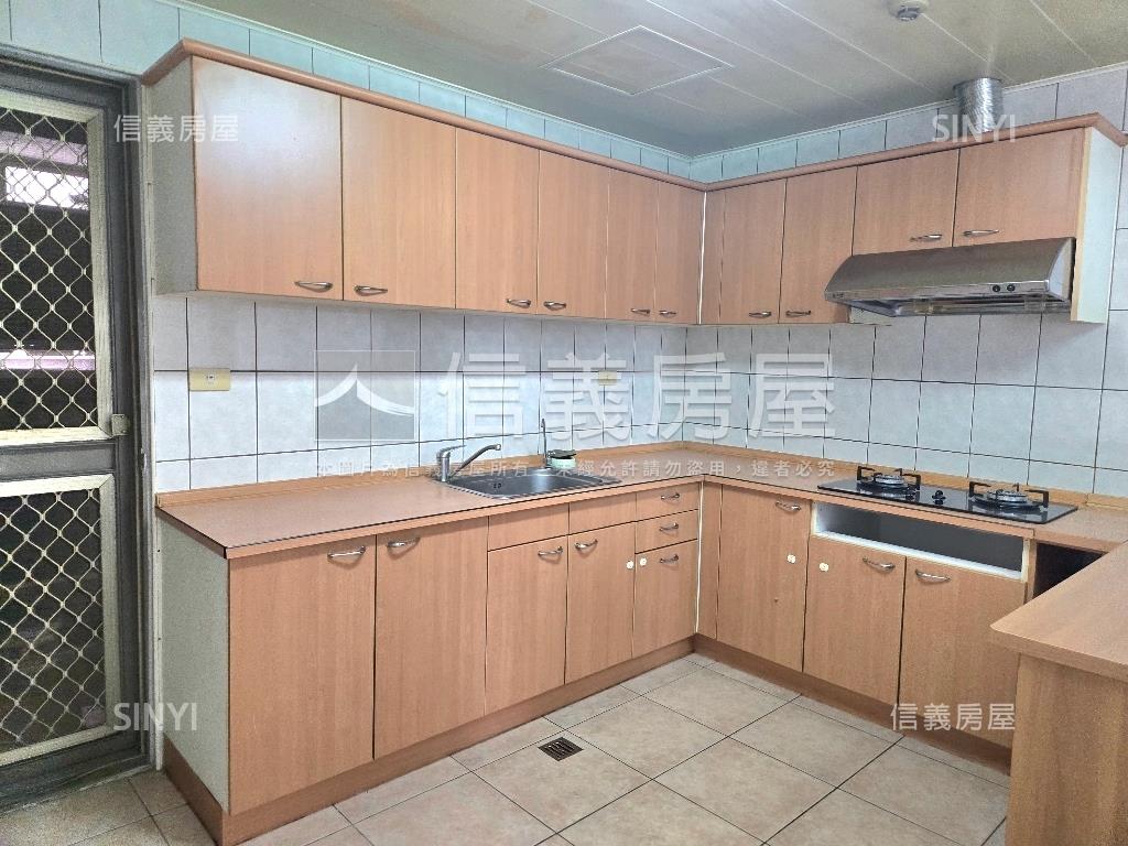 民俗公園大地交響房屋室內格局與周邊環境