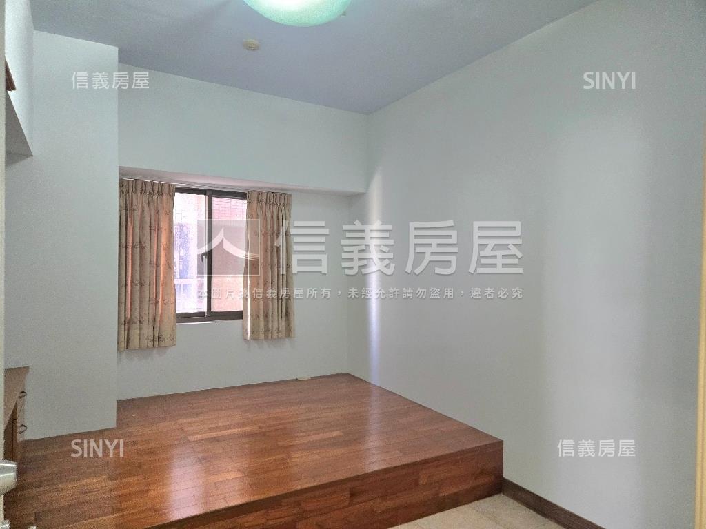 民俗公園大地交響房屋室內格局與周邊環境