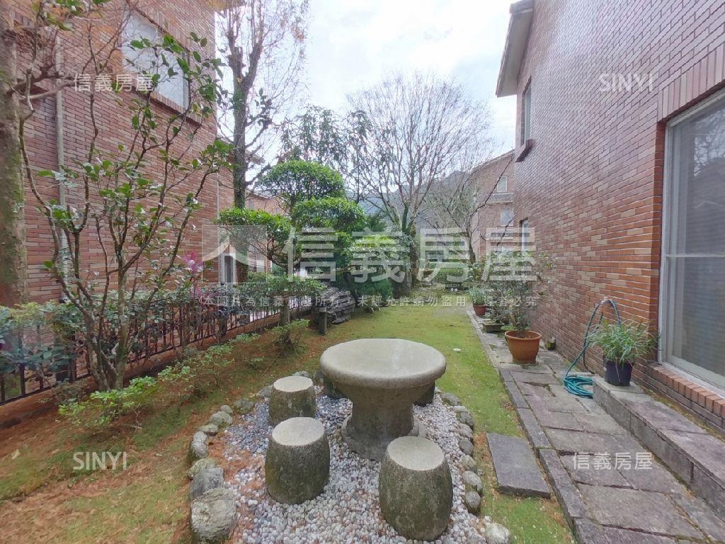 秀岡Ａ區美式庭院別墅房屋室內格局與周邊環境