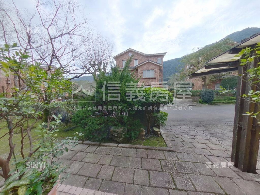 秀岡Ａ區美式庭院別墅房屋室內格局與周邊環境