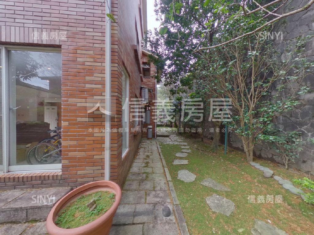 秀岡Ａ區美式庭院別墅房屋室內格局與周邊環境