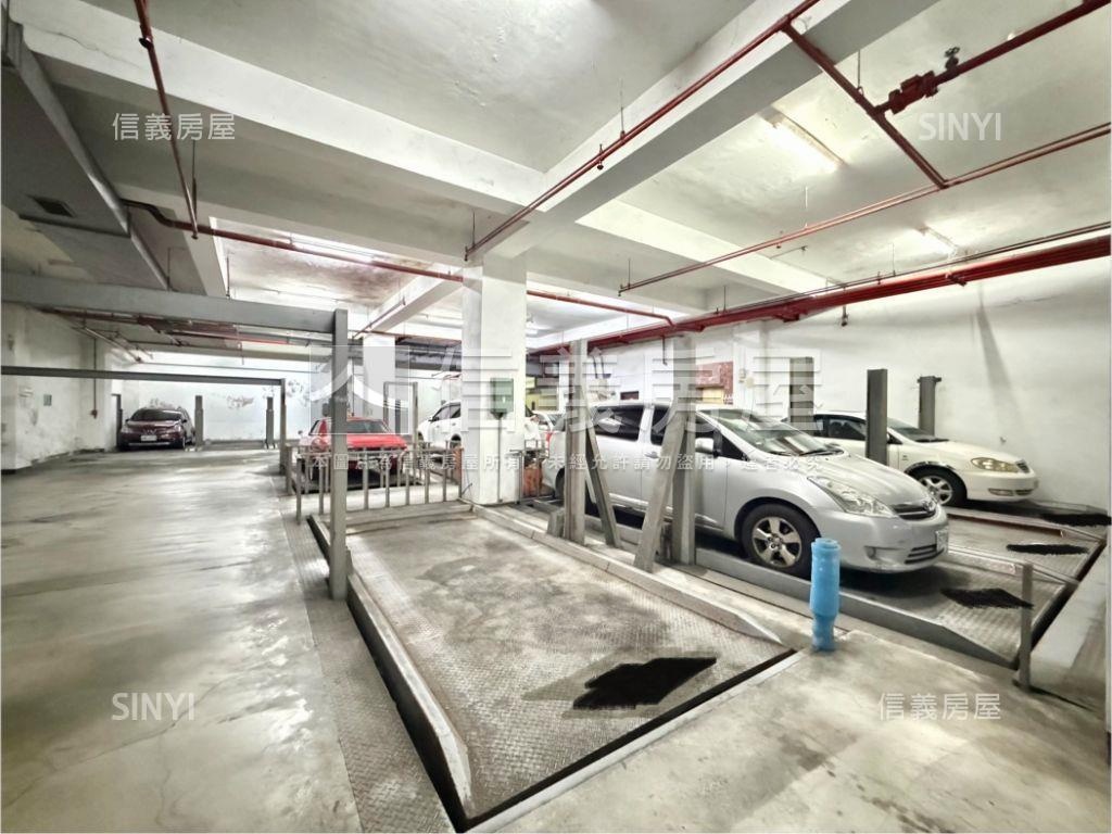 貴族桃源一房一廳附車位房屋室內格局與周邊環境