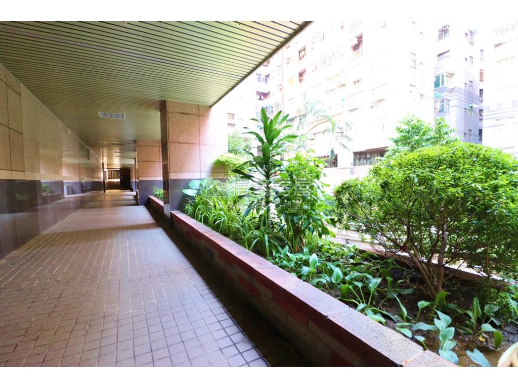 關渡大國二期辦公大空間房屋室內格局與周邊環境