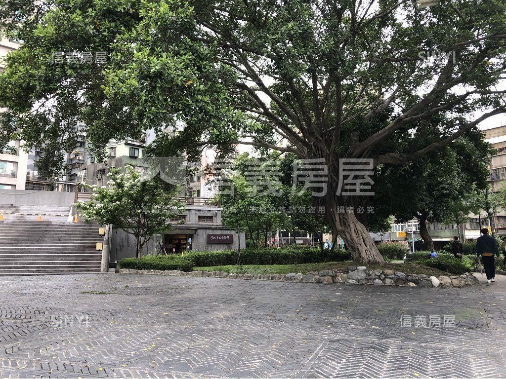 西寧南路商四整棟房屋室內格局與周邊環境