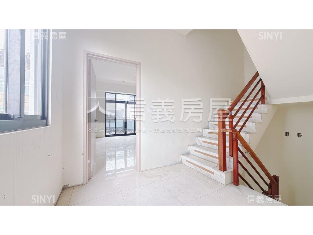 虎尾大屯全新邊間別墅房屋室內格局與周邊環境