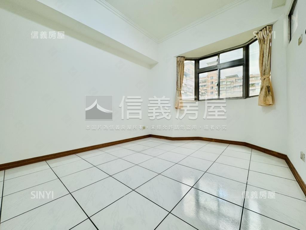 專任●泰隆麗都美景三房房屋室內格局與周邊環境