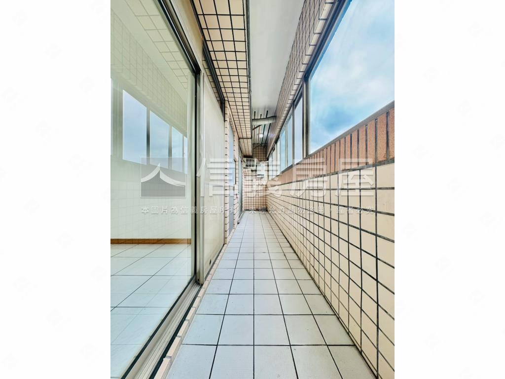 專任●泰隆麗都美景三房房屋室內格局與周邊環境
