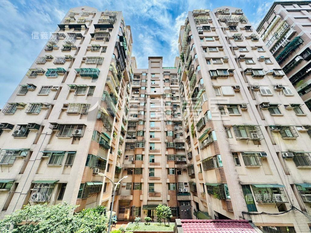 專任●泰隆麗都美景三房房屋室內格局與周邊環境