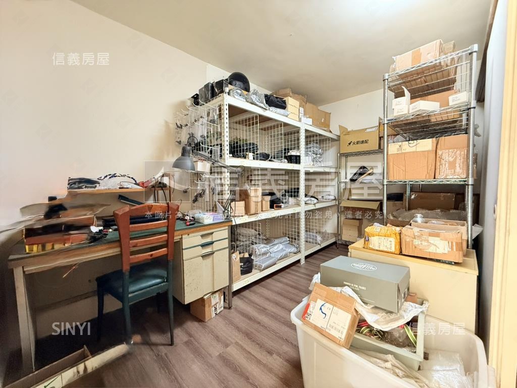 五甲近捷運站正街公寓一樓房屋室內格局與周邊環境