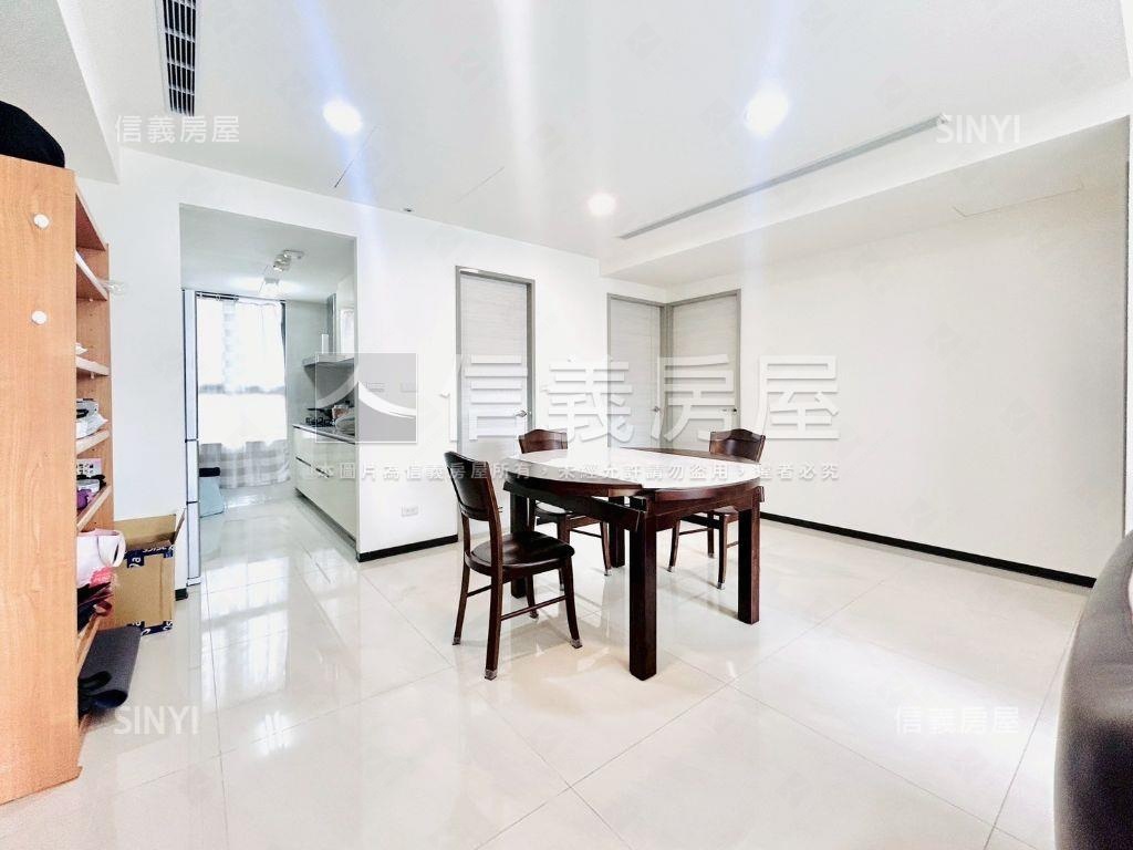 ＜專任＞鄉林艾美一期一會房屋室內格局與周邊環境